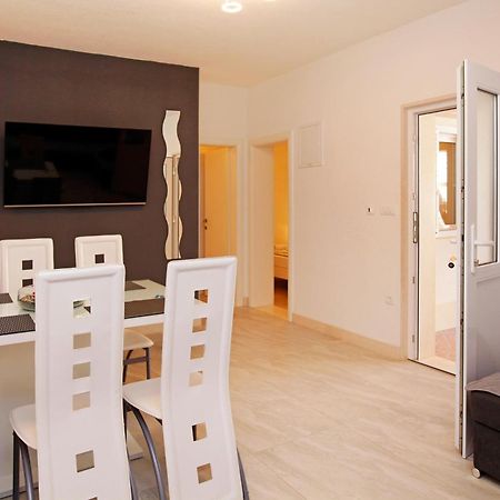 Apartments Toni Bol Exterior foto
