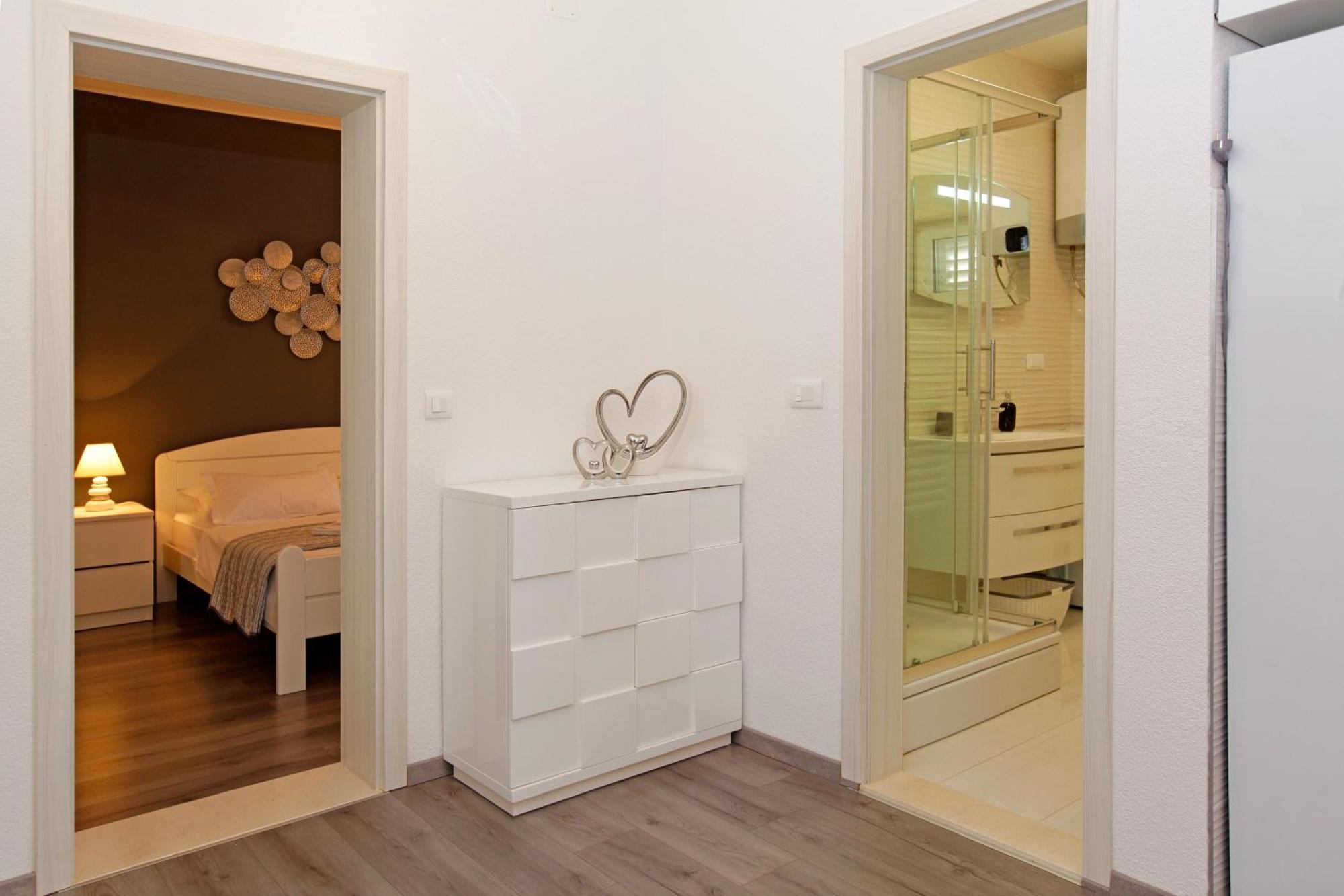 Apartments Toni Bol Habitación foto